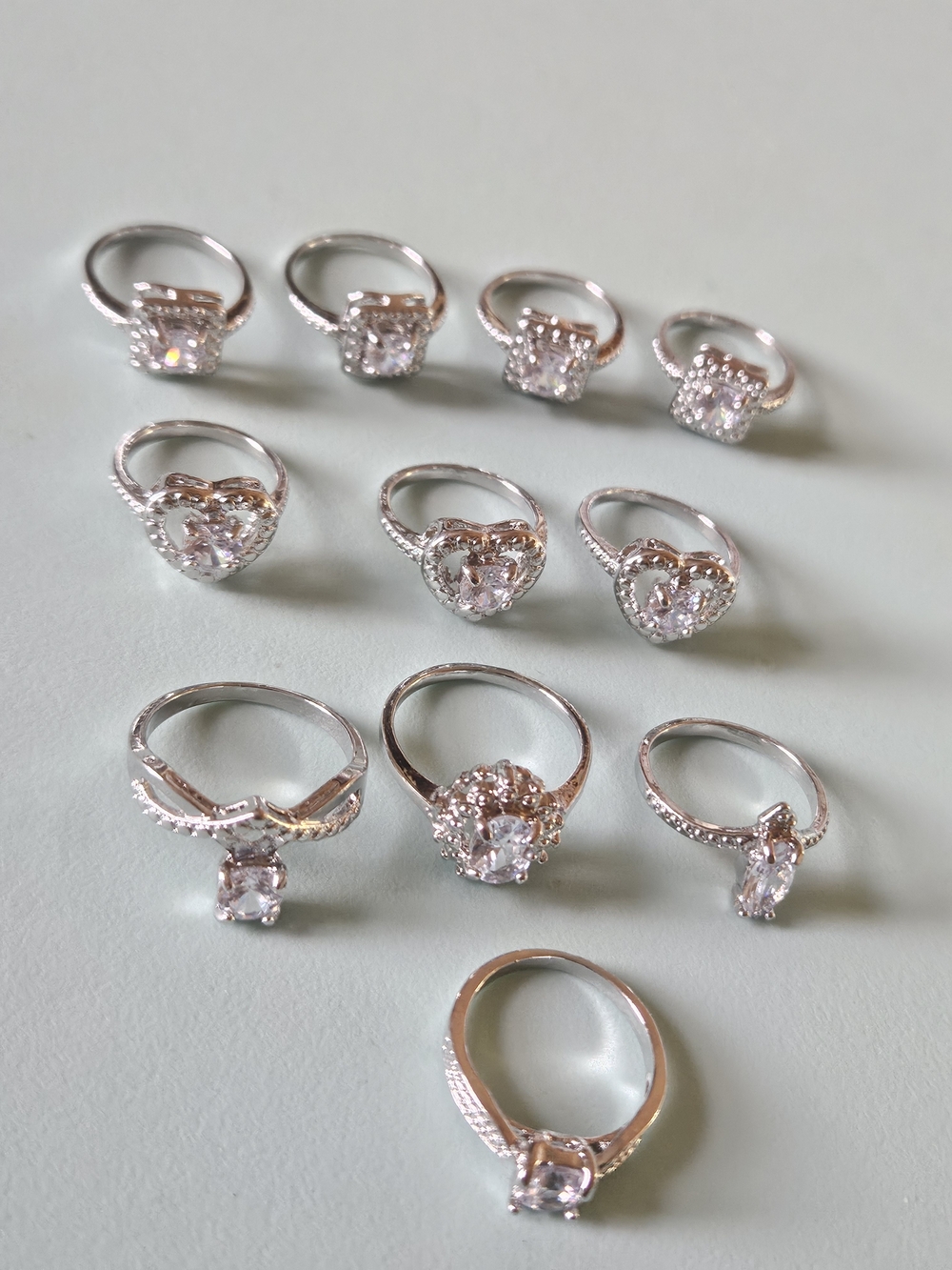 11 Rings Various Sizes - Picture 2 of 4